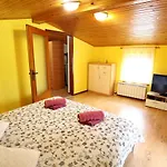 Σπίτι διακοπών Parenzana Mirni Koticek Star - Parenzana Haven Hideaway Star Izola